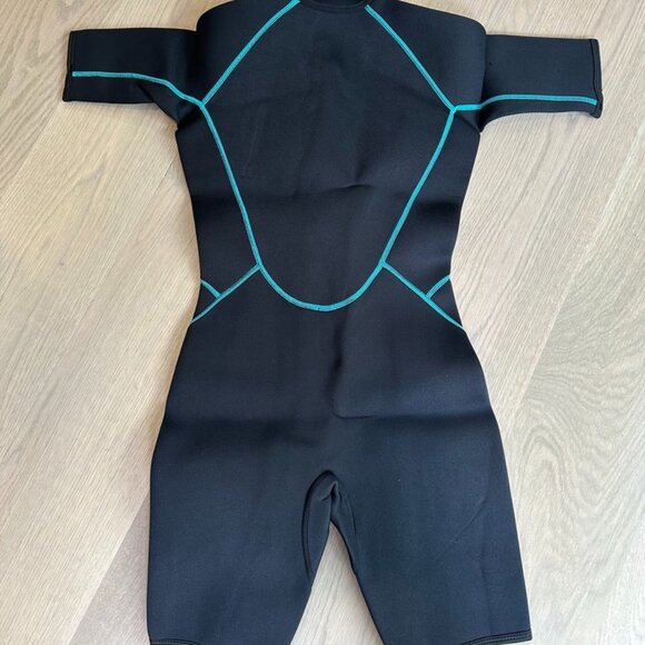 SEASKIN Wetsuit Shorty with Front Zipper - Picture 6 of 7